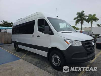 2026 Mercedes-Benz Sprinter 2500 Passenger Van High Roof 170.0" WB - zdjęcie 4 z 20 - miniatura