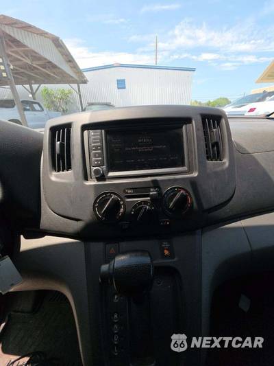 2020 Nissan NV200 Compact Cargo SV 115.2" WB - zdjęcie 10 z 25 - miniatura