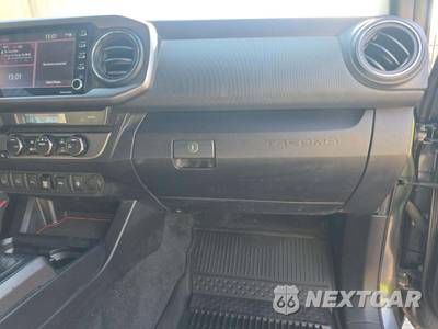 2021 Toyota Tacoma TRD Off-Road Crew Cab Medium Bed - zdjęcie 16 z 24 - miniatura
