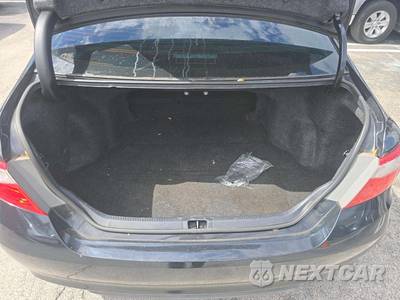 2015 Toyota Camry SE - zdjęcie 11 z 34 - miniatura