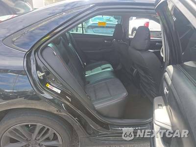 2015 Toyota Camry SE - zdjęcie 13 z 34 - miniatura