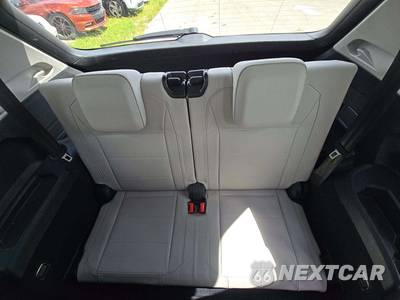 2018 Volkswagen Tiguan SE - zdjęcie 11 z 35 - miniatura