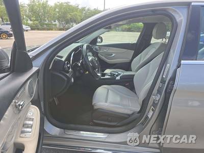 2015 Mercedes-Benz C 300 4MATIC Sedan - zdjęcie 3 z 28 - miniatura