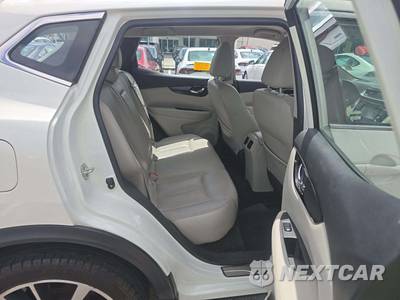 2018 Nissan Rogue Sport SL - zdjęcie 13 z 28 - miniatura