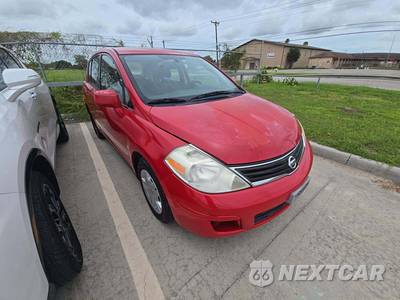 2011 Nissan Versa 1.8 S Hatchback - zdjęcie 4 z 25 - miniatura