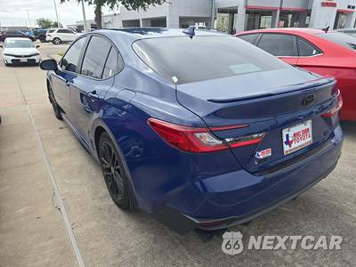 2025 Toyota SE - zdjęcie 2 z 21 - miniatura