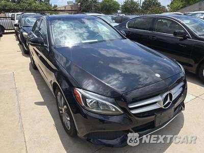 2015 Mercedes-Benz C 300 Sedan - zdjęcie 4 z 22 - miniatura