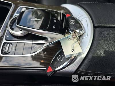 2015 Mercedes-Benz C 300 Sedan - zdjęcie 8 z 22 - miniatura