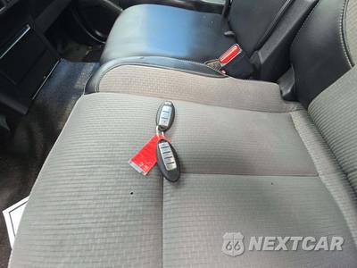 2017 Nissan TITAN S Regular Cab Long Bed - zdjęcie 8 z 18 - miniatura