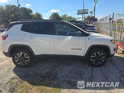 2020 Jeep Compass Trailhawk - zdjęcie 4 z 22 - miniatura