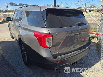 2023 Ford Explorer XLT - zdjęcie 2 z 21 - miniatura