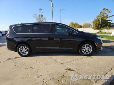 2026 Chrysler Pacifica Select 121.6" WB - zdjęcie 4 z 21 - miniatura