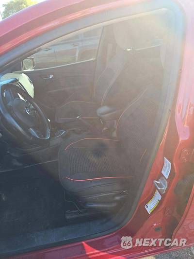 2013 Dodge Dart SXT - zdjęcie 6 z 21 - miniatura