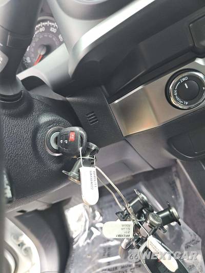 2021 Toyota Tacoma SR Crew Cab Medium Bed - zdjęcie 8 z 20 - miniatura