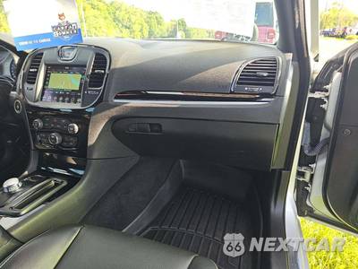 2023 Chrysler 300 300S - zdjęcie 18 z 19 - miniatura