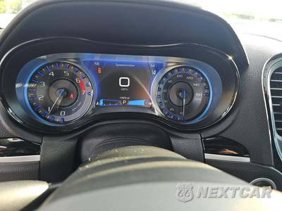 2023 Chrysler 300 300S - zdjęcie 9 z 19 - miniatura