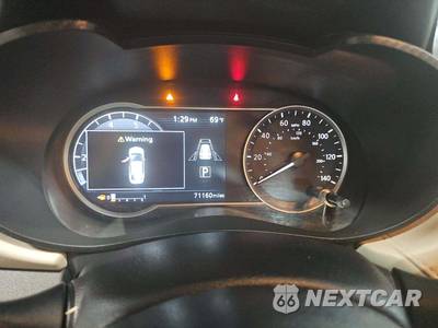 2021 Nissan Versa SV - zdjęcie 9 z 21 - miniatura