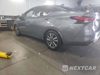 2021 Nissan Versa SV - zdjęcie 2 z 21 - miniatura