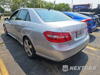 2010 Mercedes-Benz E 350 4MATIC Sedan - zdjęcie 2 z 22 - miniatura