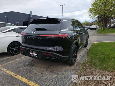2023 INFINITI LUXE - zdjęcie 3 z 21 - miniatura