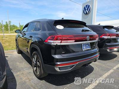 2026 Volkswagen Atlas Cross Sport 2.0T SE w/Technology - zdjęcie 2 z 21 - miniatura