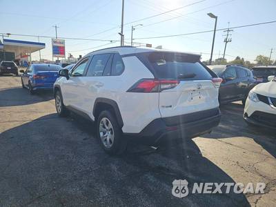 2021 Toyota RAV4 LE - zdjęcie 2 z 21 - miniatura