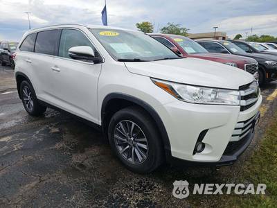 2019 Toyota Highlander XLE - zdjęcie 4 z 21 - miniatura