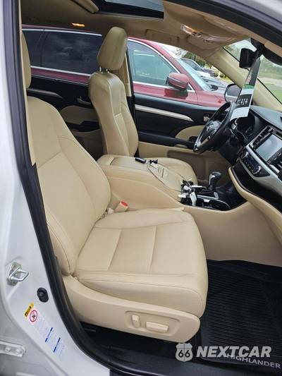 2019 Toyota Highlander XLE - zdjęcie 18 z 21 - miniatura