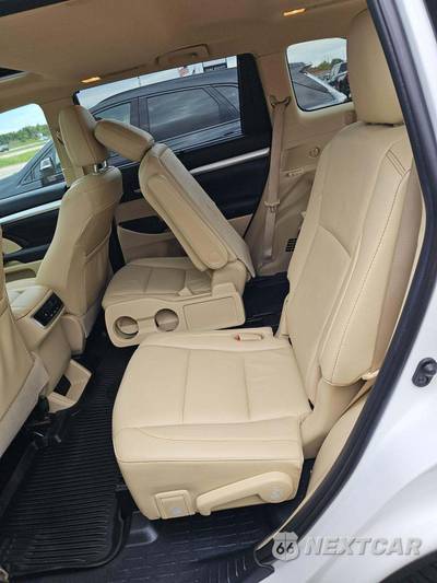 2019 Toyota Highlander XLE - zdjęcie 13 z 21 - miniatura