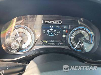 2021 Ram 1500 Limited Crew Cab Short Bed - zdjęcie 9 z 20 - miniatura