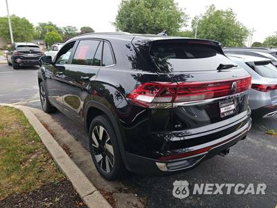 2024 Volkswagen Atlas Cross Sport 2.0T SE w/Technology - zdjęcie 2 z 21 - miniatura