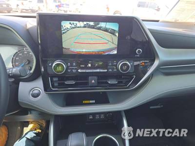 2024 Toyota Highlander Hybrid XLE - zdjęcie 7 z 23 - miniatura