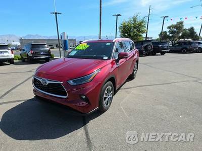 2024 Toyota Highlander Hybrid XLE