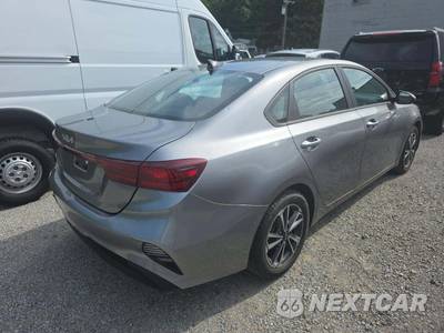 2024 Kia Forte LXS - zdjęcie 3 z 21 - miniatura