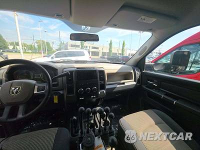 2011 Ram 5500 Cab Chassis ST Regular Cab DRW - zdjęcie 10 z 24 - miniatura