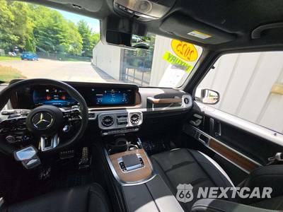 2025 Mercedes-Benz AMG G 63 4MATIC - zdjęcie 10 z 20 - miniatura