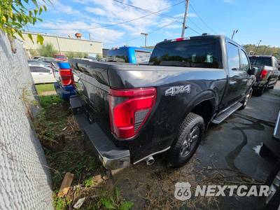 2025 Ford F-150 XLT Crew Cab Short Bed - zdjęcie 3 z 20 - miniatura