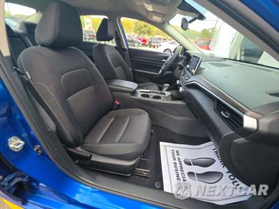 2025 Nissan Altima SV - zdjęcie 18 z 20 - miniatura