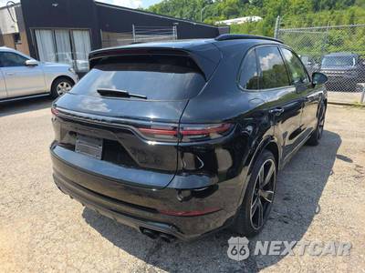 2021 Porsche Cayenne Turbo - zdjęcie 3 z 20 - miniatura