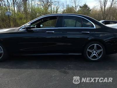 2017 Mercedes-Benz E 300 Sport 4MATIC Sedan - zdjęcie 3 z 25 - miniatura
