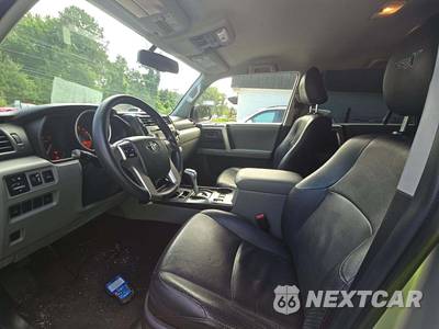 2013 Toyota 4Runner SR5 - zdjęcie 6 z 27 - miniatura