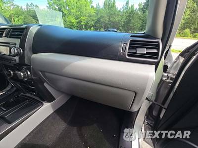 2013 Toyota 4Runner SR5 - zdjęcie 19 z 27 - miniatura