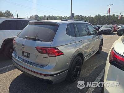 2023 Volkswagen Tiguan SE R-Line Black - zdjęcie 3 z 21 - miniatura