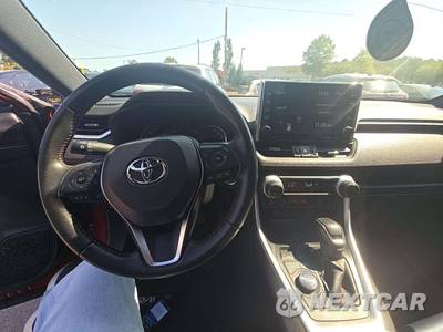 2021 Toyota RAV4 Prime XSE - zdjęcie 10 z 20 - miniatura