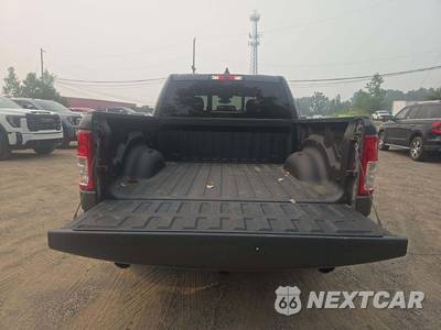 2024 Ram 1500 Big Horn Crew Cab Short Bed - zdjęcie 11 z 18 - miniatura