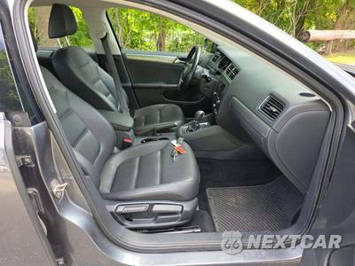 2016 Volkswagen Jetta SE w/Connectivity - zdjęcie 15 z 23 - miniatura
