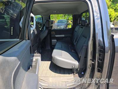 2022 Ford F-150 LARIAT Crew Cab Short Bed - zdjęcie 10 z 20 - miniatura