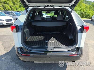 2024 Toyota RAV4 Prime XSE - zdjęcie 11 z 19 - miniatura