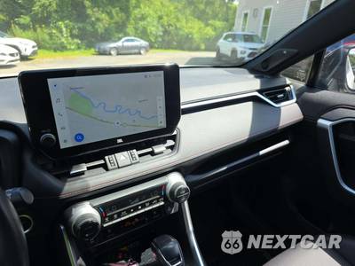 2024 Toyota RAV4 Prime XSE - zdjęcie 7 z 19 - miniatura