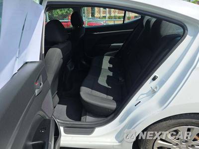 2020 Hyundai Elantra SE Sedan - zdjęcie 13 z 26 - miniatura